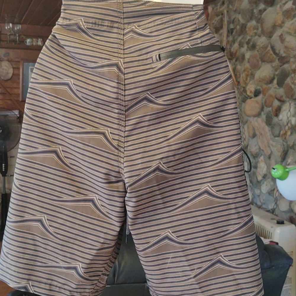 MEN'S SWIM SHORTS - Picture 2 of 6